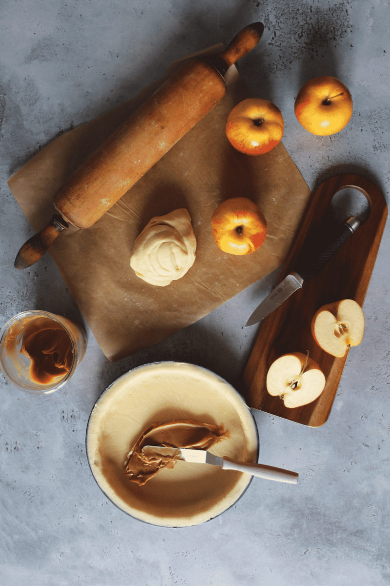 tarte-pommes-caramel-americaine-1